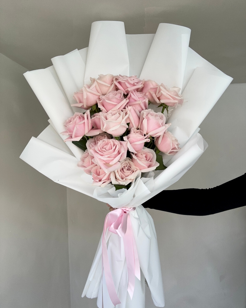 Pink Rose Bouquet