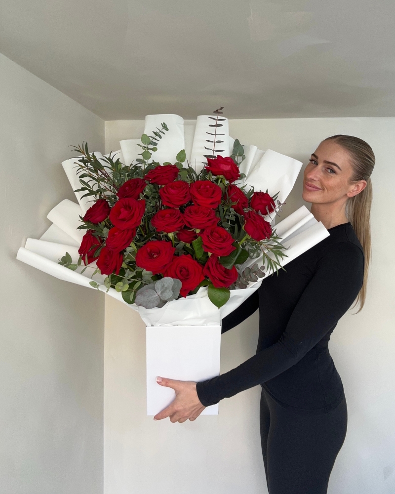 Red Rose Foliage Bouquet