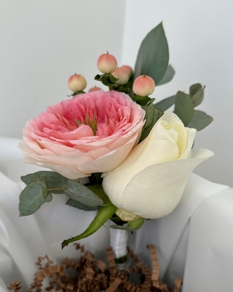 Afternoon Tea Buttonhole