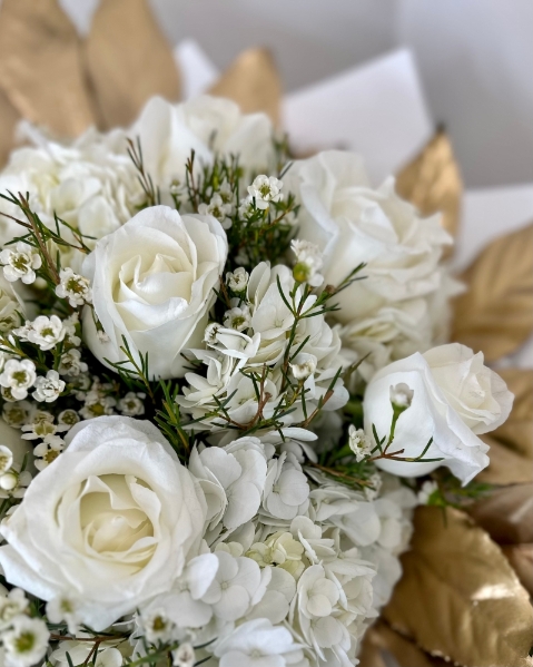 White & Gold – Luxe